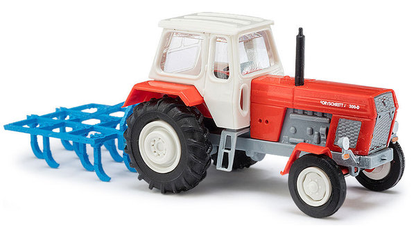 Busch 8712 Traktor mit Schwergrubber TT